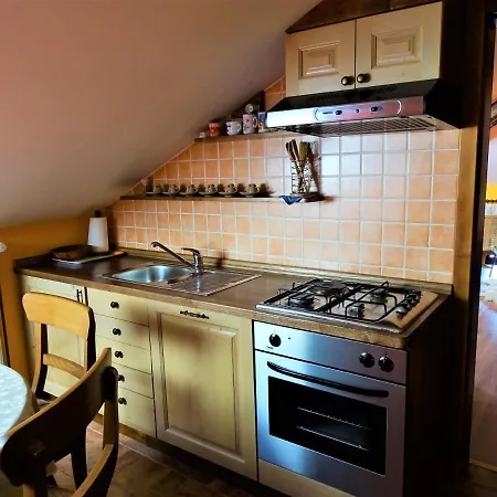 Apartmaji Pr-Gujlu Sela Nad Podmelcem 5220 Tolmin Podmelec Exterior photo