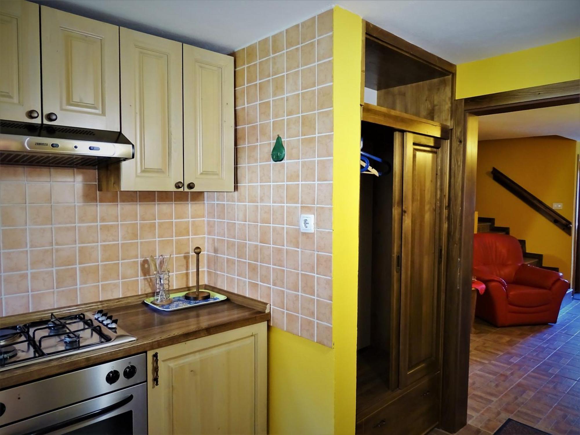 Apartmaji Pr-gujlu Sela Nad Podmelcem 5220 Tolmin * Podmelec