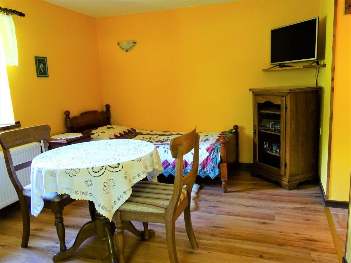 Apartmaji Pr-gujlu Sela Nad Podmelcem 5220 Tolmin Apartment *